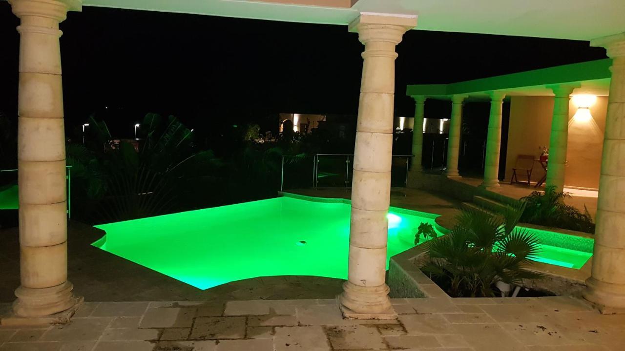 C'Renity Villa Куль-де-Сак Экстерьер фото