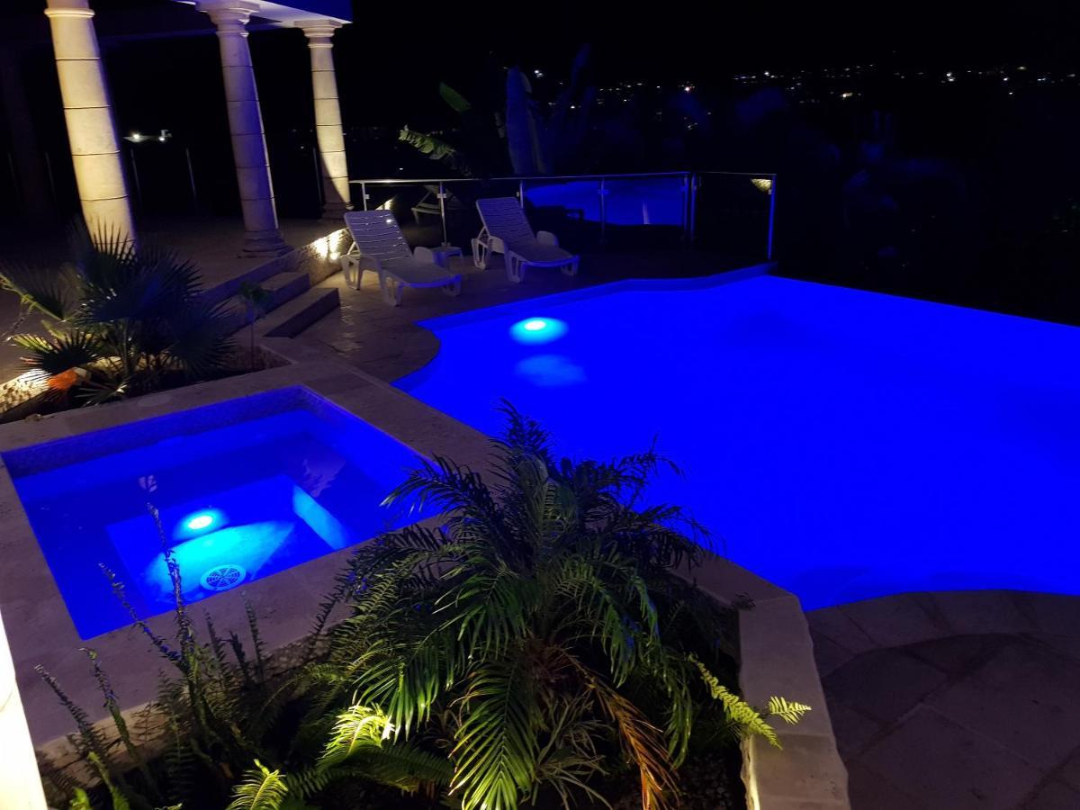 C'Renity Villa Куль-де-Сак Экстерьер фото